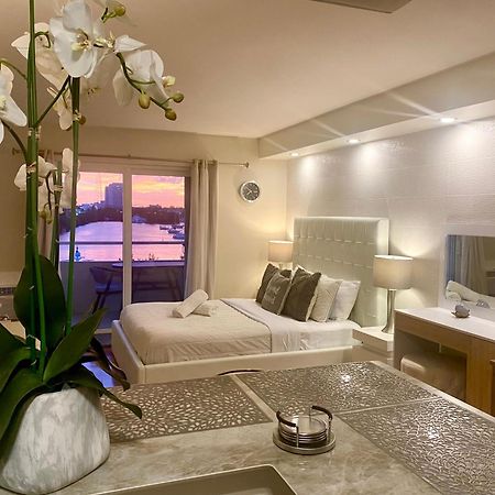 Modern Waterfront Apartment With Miami Skyline View, Free Parking 5 Mins Drive To ميامي بيتش المظهر الخارجي الصورة