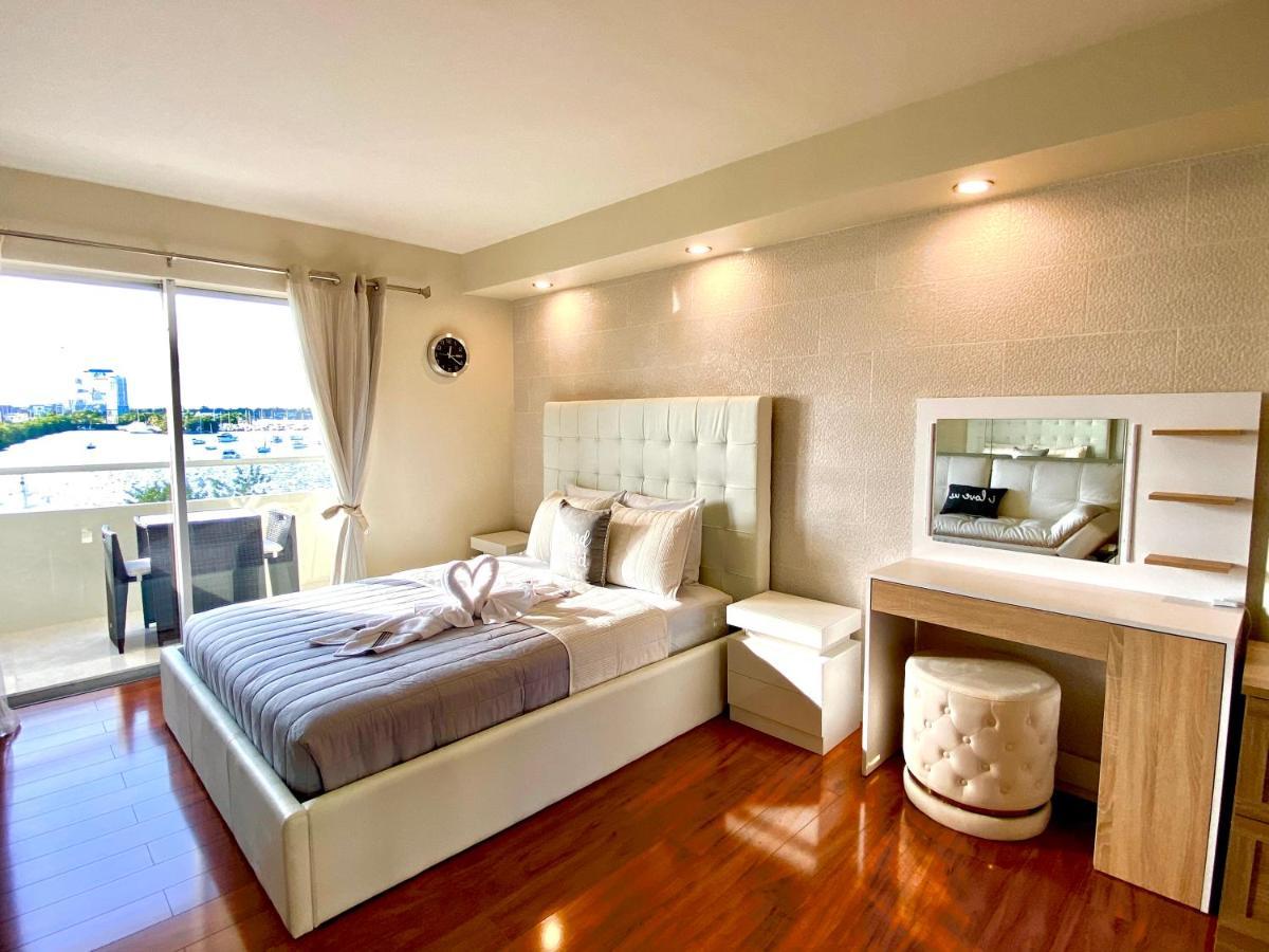 Modern Waterfront Apartment With Miami Skyline View, Free Parking 5 Mins Drive To ميامي بيتش المظهر الخارجي الصورة