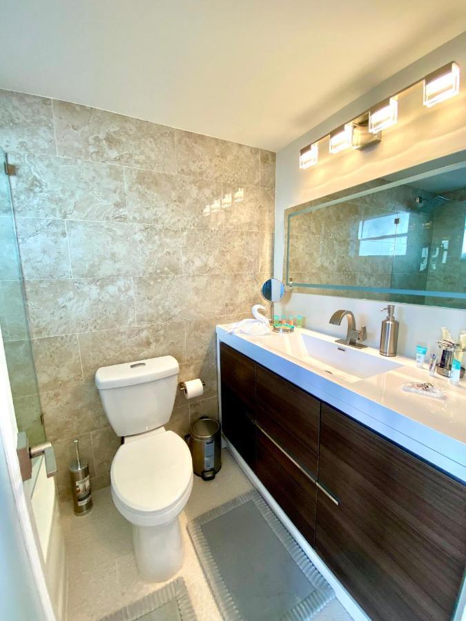 Modern Waterfront Apartment With Miami Skyline View, Free Parking 5 Mins Drive To ميامي بيتش المظهر الخارجي الصورة