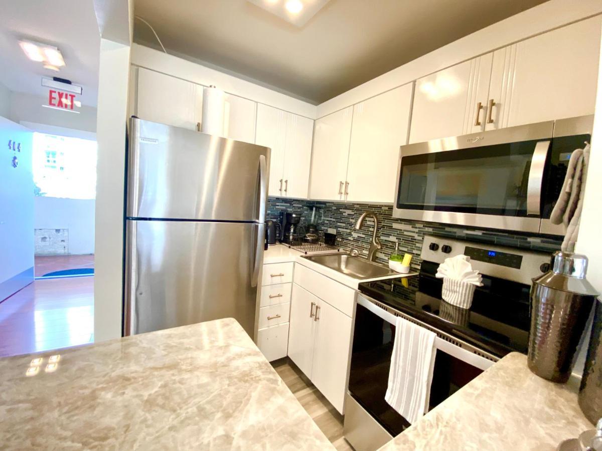 Modern Waterfront Apartment With Miami Skyline View, Free Parking 5 Mins Drive To ميامي بيتش المظهر الخارجي الصورة